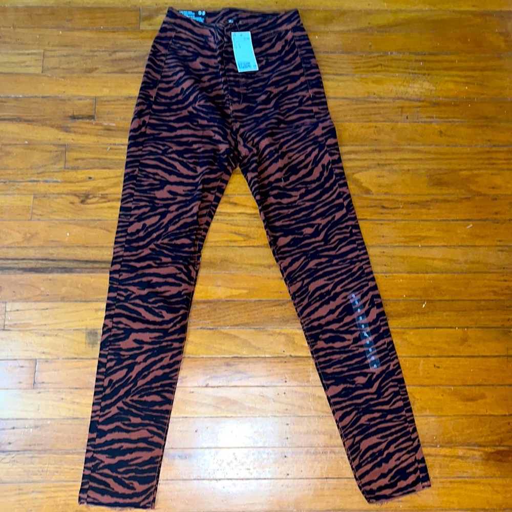 H&M Brown Zebra Print Skinny Ankle Pants | Size 2